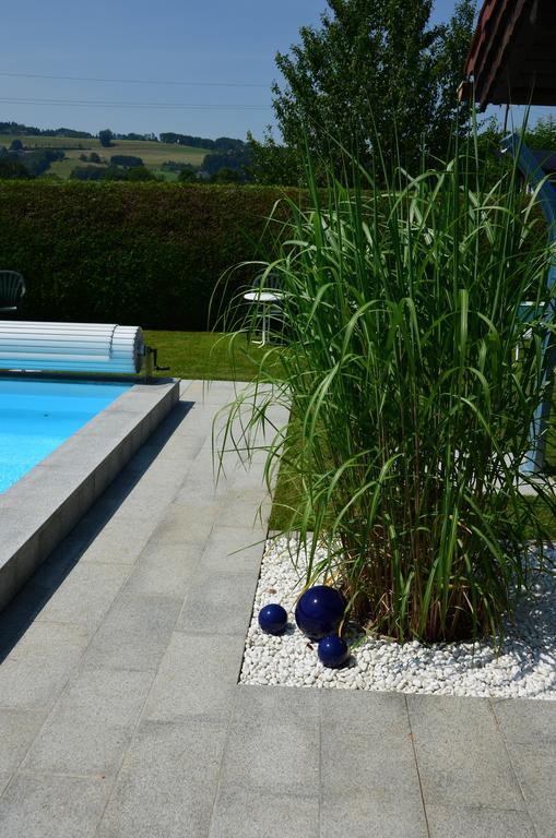 ホテル Haus Gruber Attersee エクステリア 写真