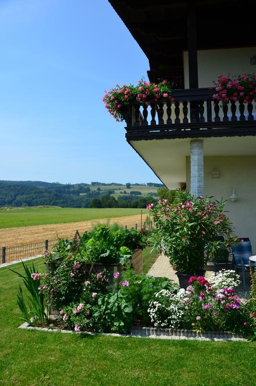 ホテル Haus Gruber Attersee エクステリア 写真