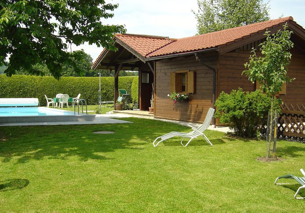 ホテル Haus Gruber Attersee エクステリア 写真